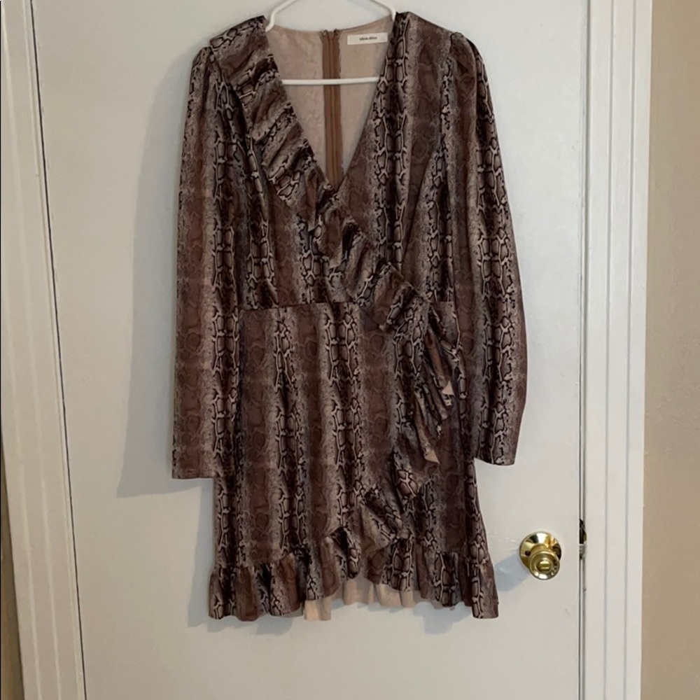 Long sleeve dress